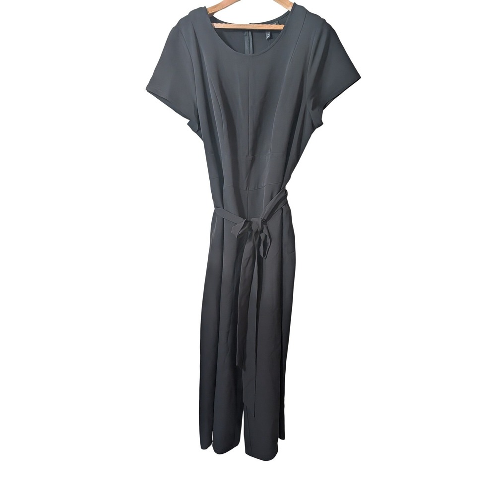 Lane Bryant Black Short Sleeve Wide Leg Belted Jumpsuit Size 16 NWT
